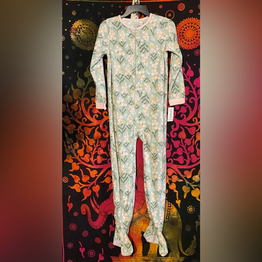NWT Carter’s Footie pajamas